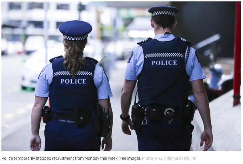 新西兰警察应聘申请爆表 近期将不再招人